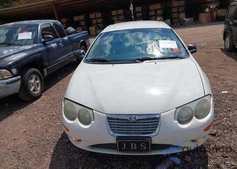 2004 Chrysler 300M из США, поврежденный, VIN 2C3AE66GX4H690455